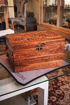 Handcrafted Wooden Jewellery Box (3 Steps)
