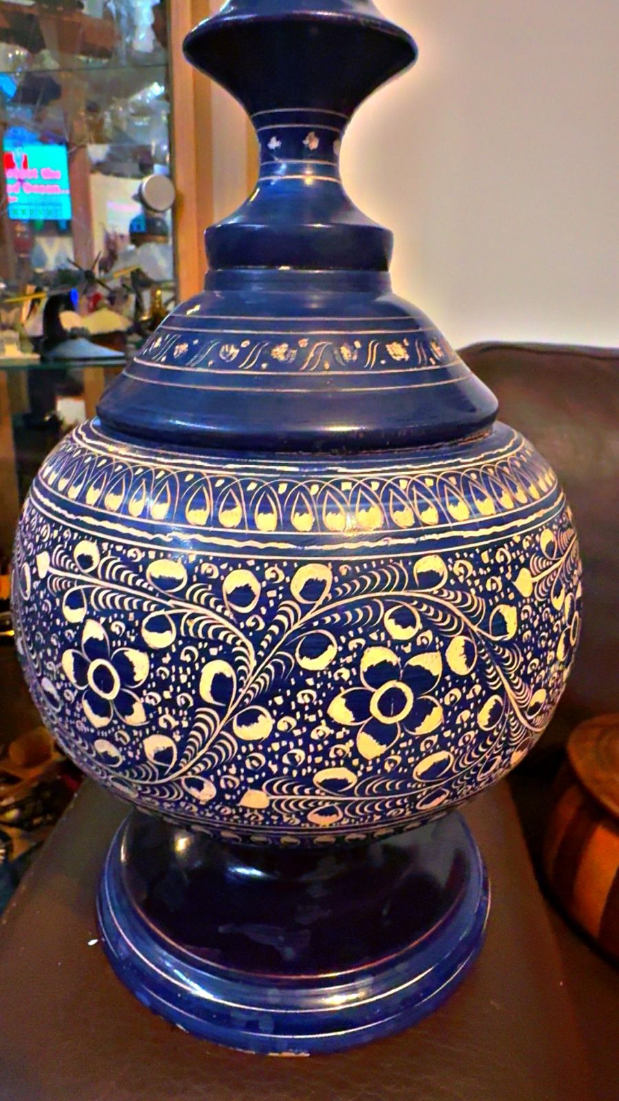 Handcrafted Wooden Surahi vase, Featuring Intricate Naqshi Artwork